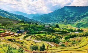 Vietnam package tour 16 days 15 nights from the North